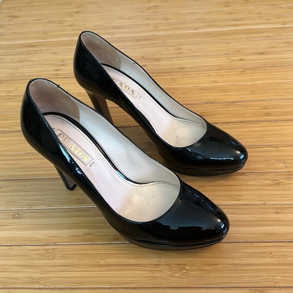 Prada Patent Leather Pumps - Picture 1 of 12